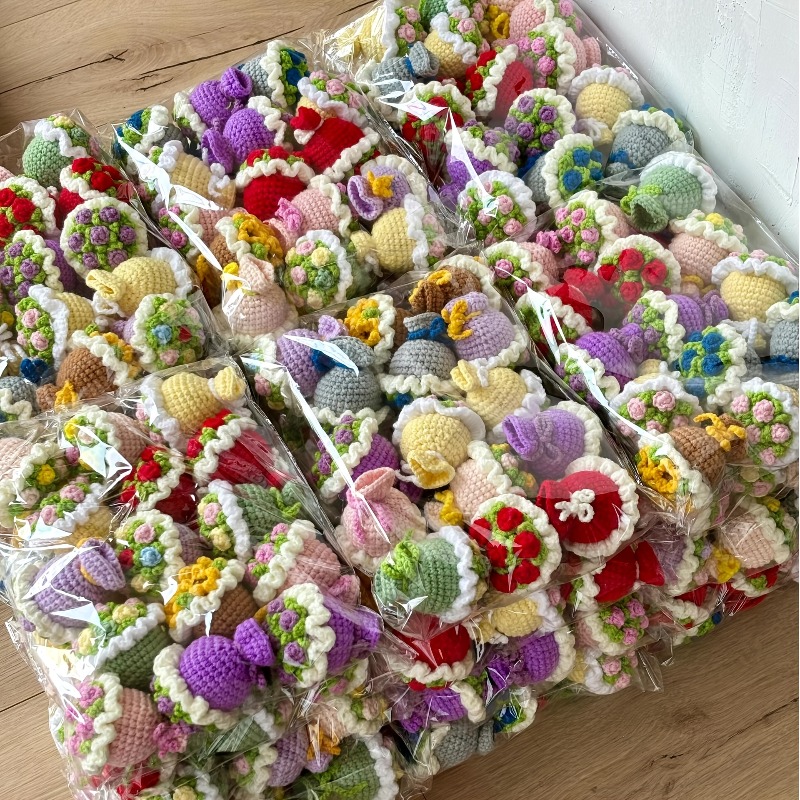 Set di 15 Bouquet Lavorati a M - Baby Products Gift Pack recensione e prezzo